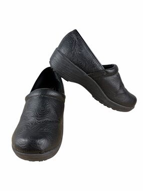 SafeTStep Comfort Black Embossed Paisley Slip-On Work Clogs 7.5